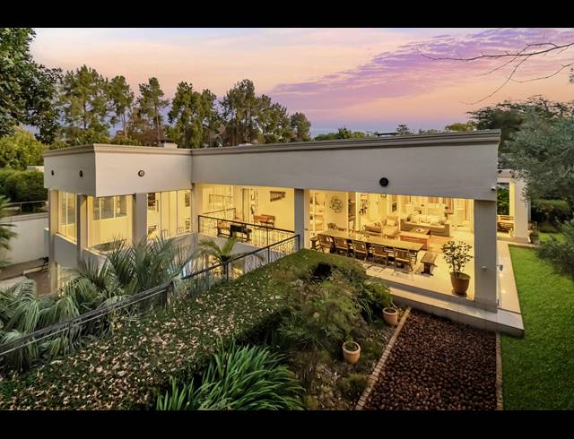 7 BEDROOM HOUSE FOR SALE IN BRYANSTON